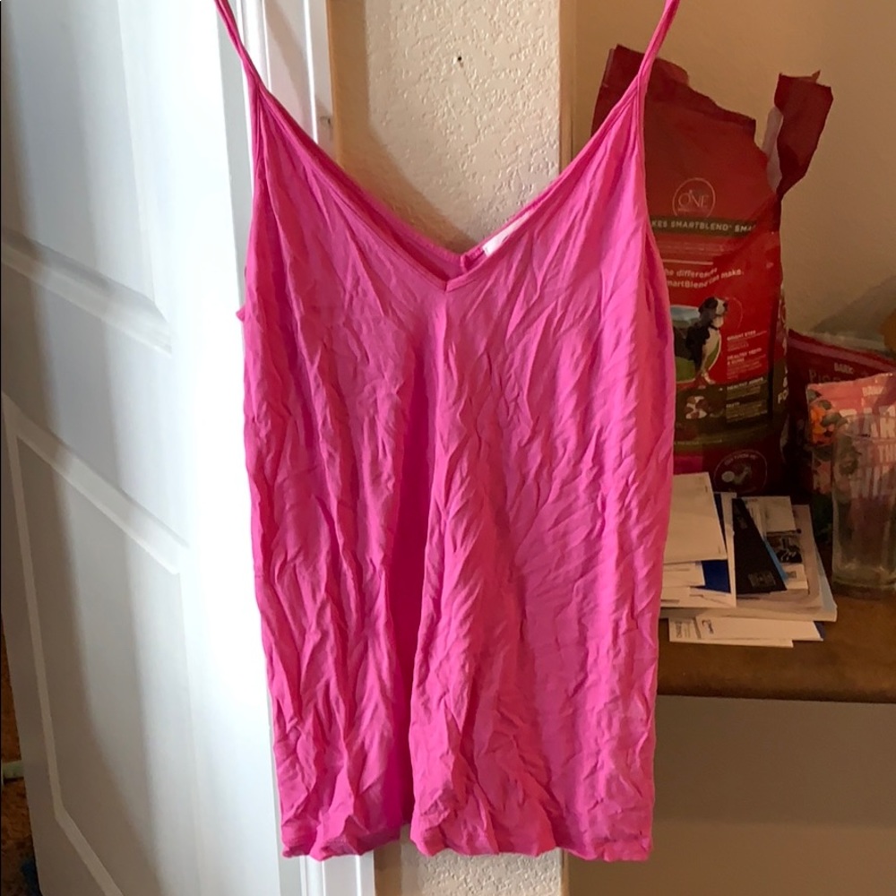 Pink tank top